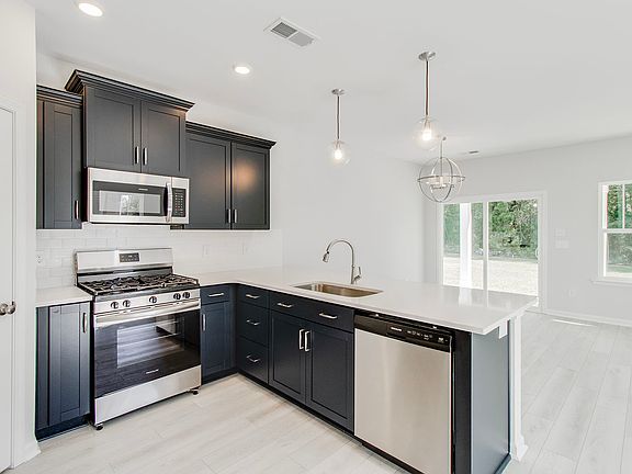 4th image of 1377 Sweet Gardenia Dr