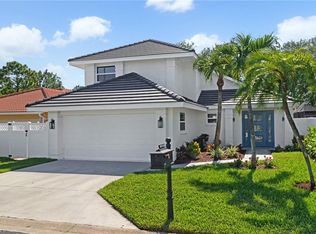 5054 Eclipse Ct, Naples, FL 34104