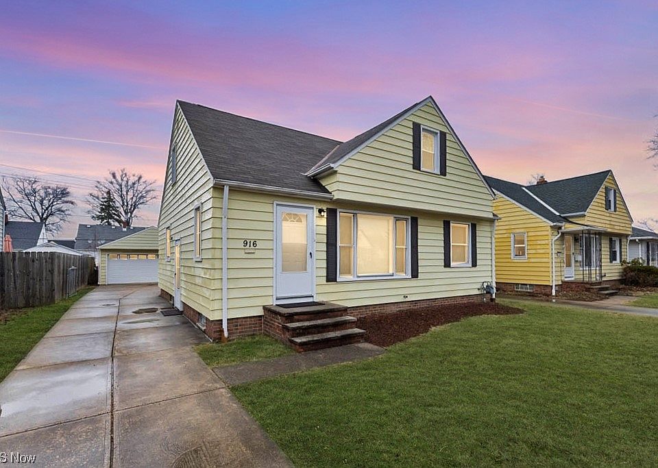 1st image of 916 Meadowlawn Blvd