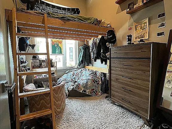 3rd image of 228 Jefferson St APT 3L