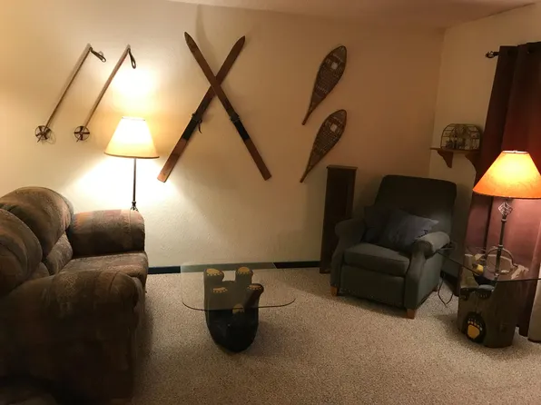 282 Crystal Mountain Rd, Girdwood, AK 99587