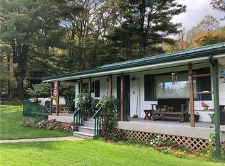 132 Garntham Ln, Pleasantville, PA 16341