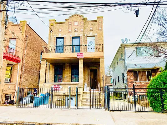 Rented by Blue Egg Realty Corp | media 26