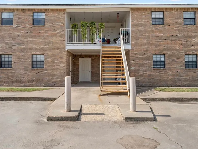 317 N Katy Rd #202 — Photo 19