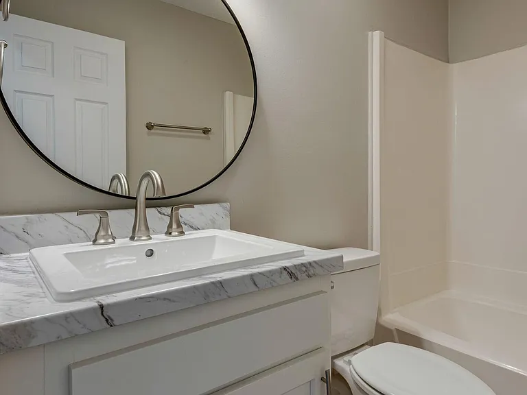 4908 Deerhaven Dr — Photo 23