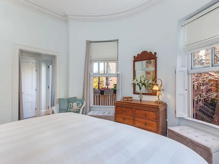 495 Columbus Ave #2 — Photo 16