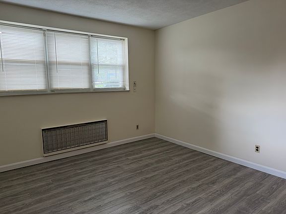 5th image of 108 Broadway APT 5
