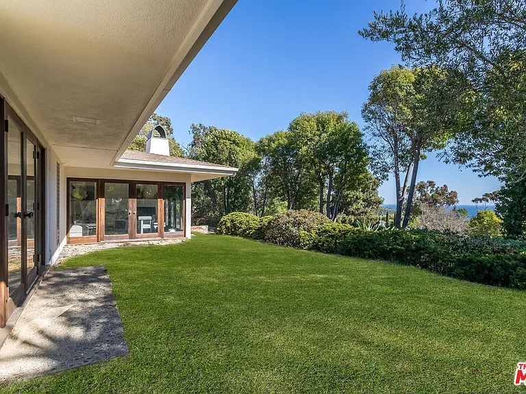 27349 1/2 Pacific Coast Hwy — Photo 41