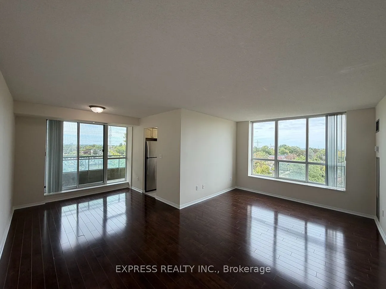 2 bed, $3,200 — Photo 3