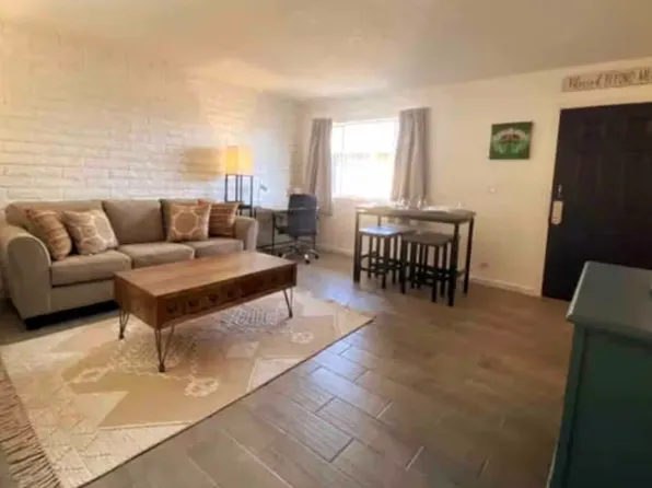 7031 N 80th Ave #4, Glendale, AZ 85303