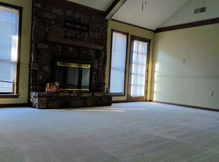 421 Griffon Dr, Cordova, TN 38018