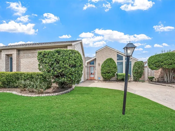 12906 Ashford Chase Dr, Houston, TX 77082