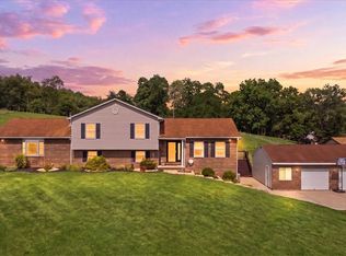 101 Charles Ln, Evans City, PA 16033