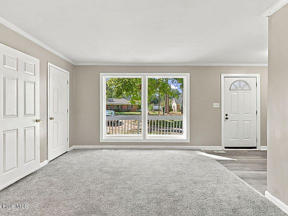 5th image of 304 W 15th Street