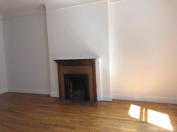 4th image of 319 W 105th St APT 5F