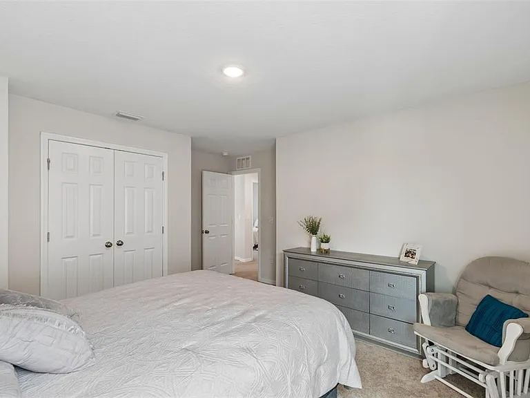 4023 Gardenia Ave — Photo 44