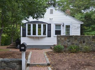 1 Canonchet St, Canton, MA 02021