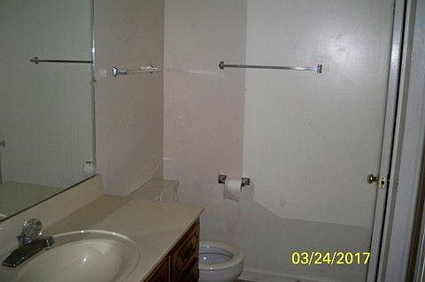 4th image of 108 Bennett Dr APT 2