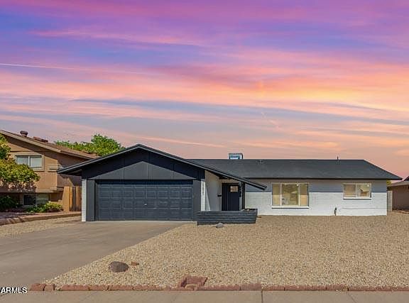 3rd image of 13825 N 36TH Avenue