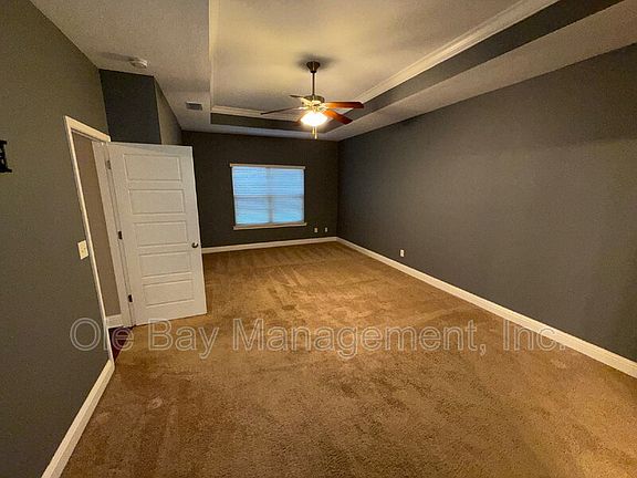 5th image of 10013 Summer Woods Cir N