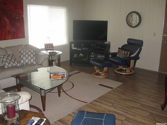 5th image of 142 Granada Dr