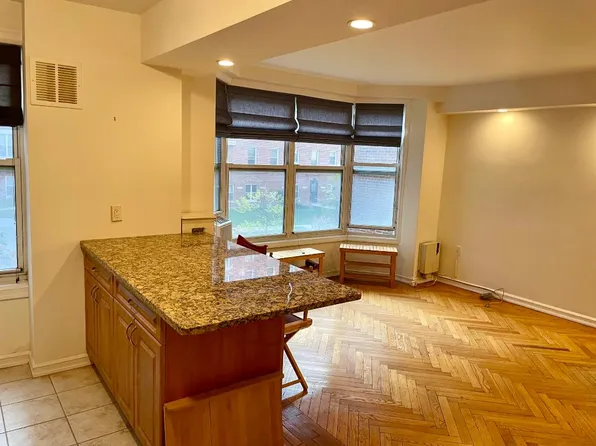 190 72nd Street image 4 of 8