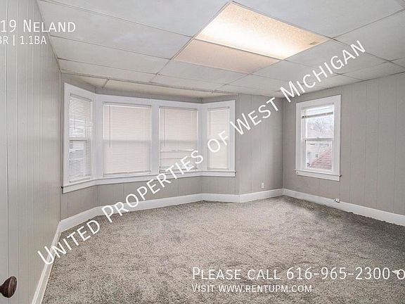 4th image of 819 Neland Ave SE