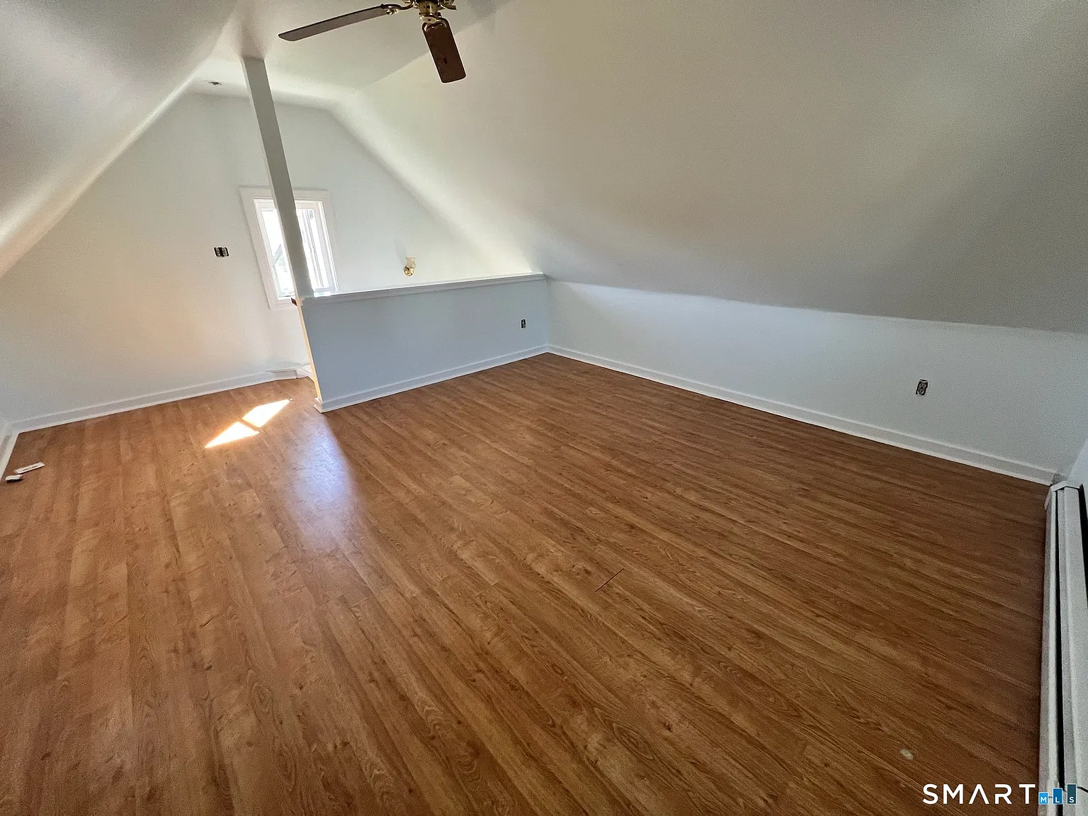 2 bed, 1.0 bath, 736 sqft, $2,350 — Photo 3