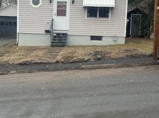 113 Lidy Rd, Dupont, PA 18641