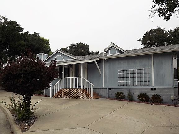 2nd image of 252 Chaparral Ln