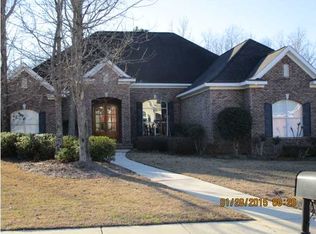 2941 Richmond Dr, Mobile, AL 36695