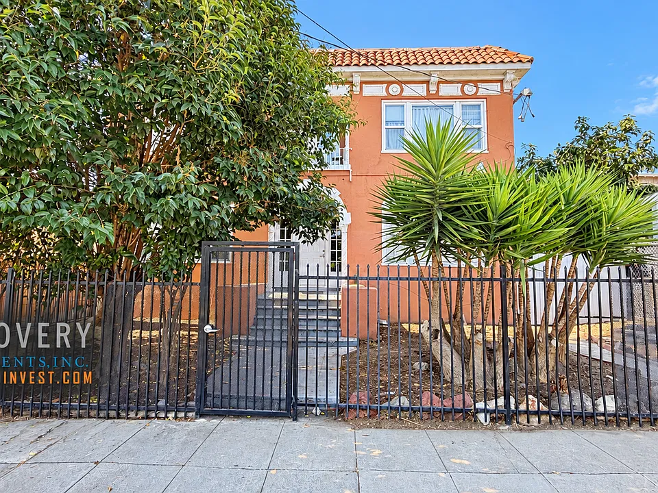 33rd Ave. 1637