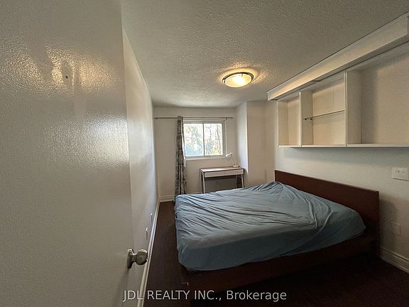 4th image of 66 Stonehill Ct Suite A