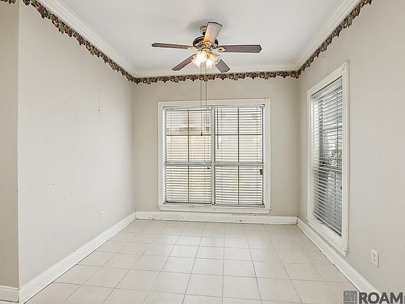 4th image of 11107 Garrett Dr