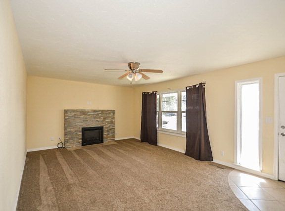 3rd image of 1079 S Woodruff Ave