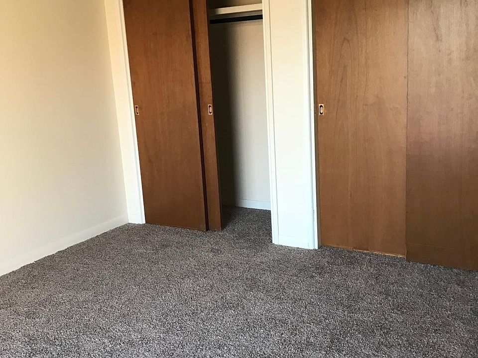 2nd image of 534 30th Ave APT 1