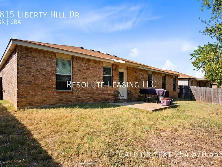 1815 Liberty Hill Dr — Photo 31