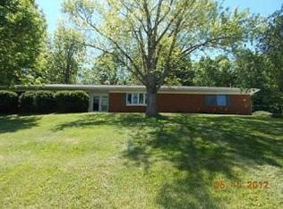 2121 W Clearview Dr, Marion, IN 46952