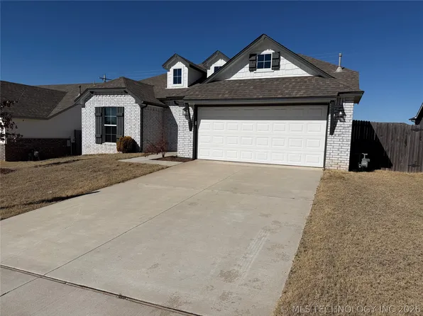 2912 W Charlotte St, Broken Arrow, OK 74011