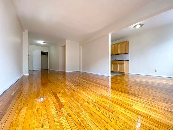 3rd image of 149-43 35th Ave #C4