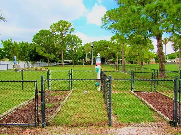 5152 Salmon Dr SE #B — Photo 52