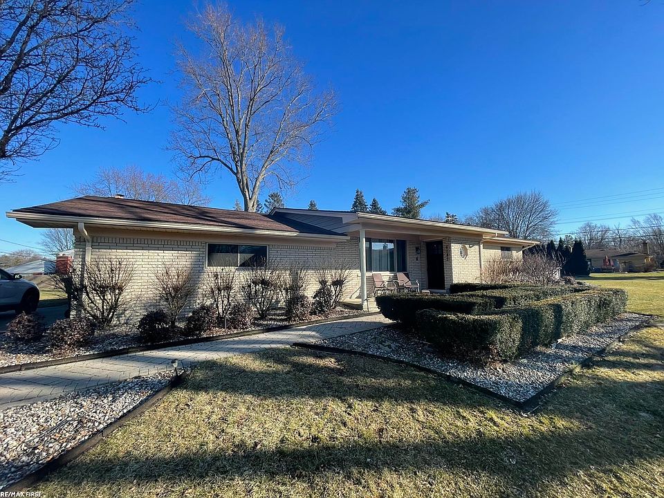 1st image of 6082 Ravenswood Dr