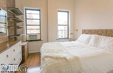 Rented by Metropolitan Property Group