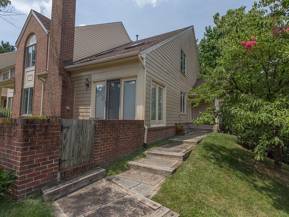 1st image of 12600 Victoria Station Ct