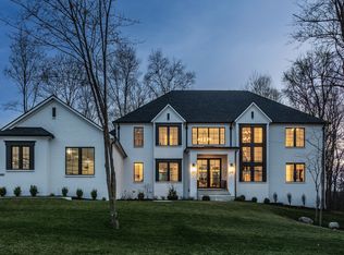 1355 Forest Hills Dr, Westfield, IN