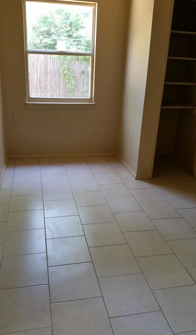 2 bed, 750 sqft, $1,700 — Photo 1