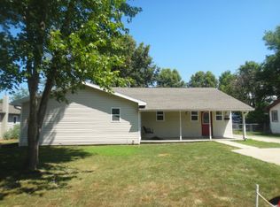 819 Hiett St, Houston, MO 65483