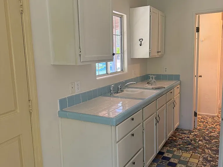 10000 N Signal St — Photo 11