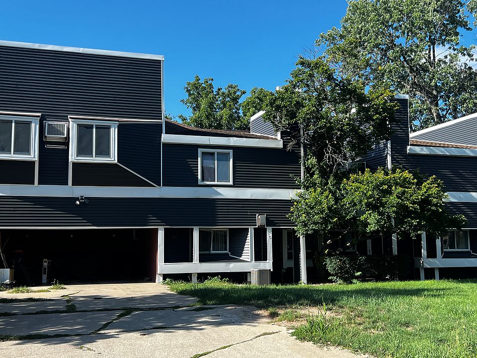 1st image of 302 Buena Vista Dr APT H