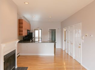 186 W 7th St #1A, Boston, MA 02127
